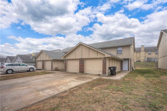 18901-07 E Lexington Road, Independence, MO 64058