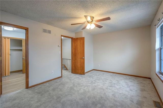 18901-07 E Lexington Road, Independence, MO 64058