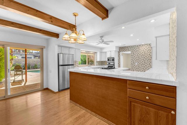 74075 Setting Sun Trail, Palm Desert, CA 92260