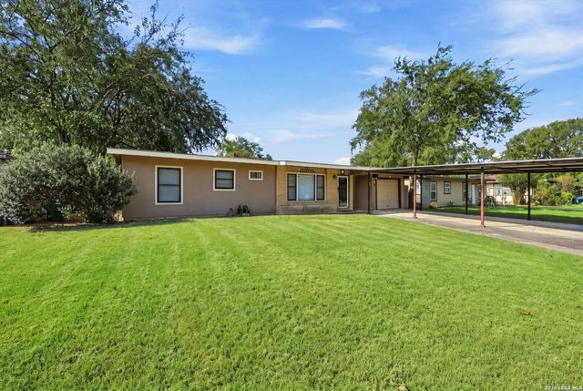 130 Ashland Dr, San Antonio, TX 78218