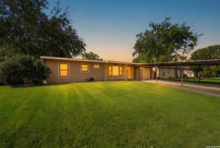 130 Ashland Dr, San Antonio, TX 78218