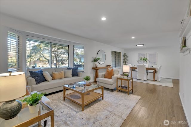 37205 35th Ave S, Auburn, WA 98001