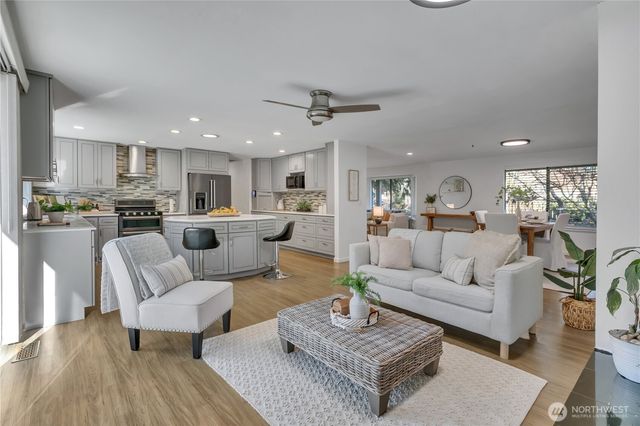 37205 35th Ave S, Auburn, WA 98001