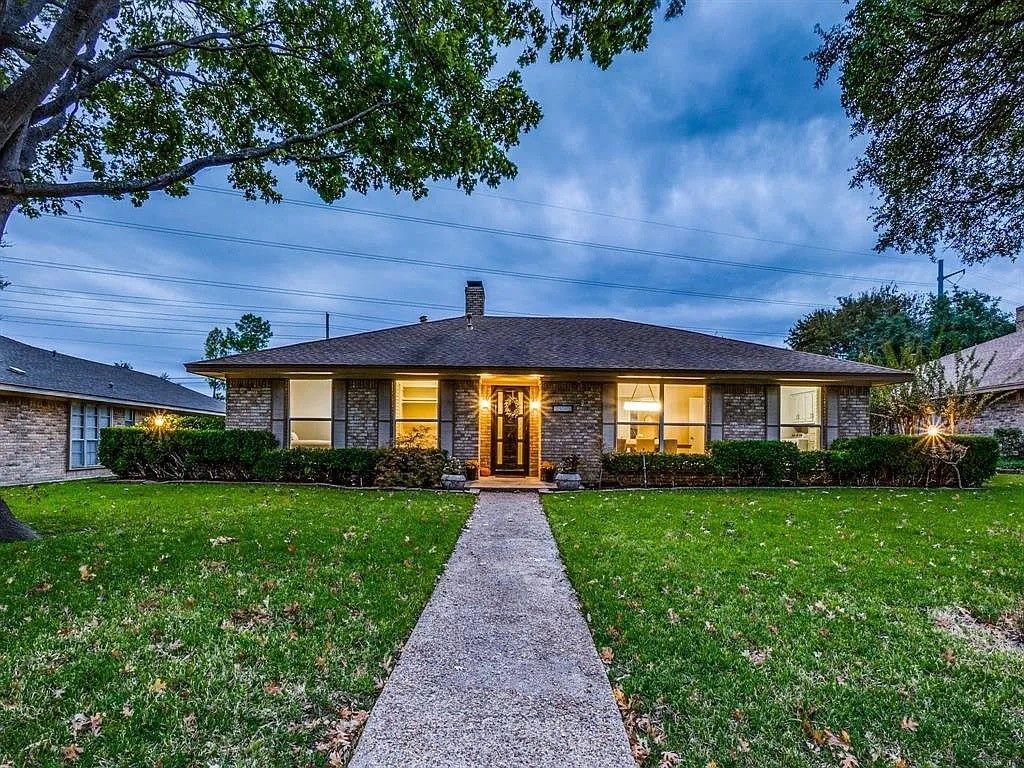 1002 E Spring Valley Road, Richardson, TX 75081