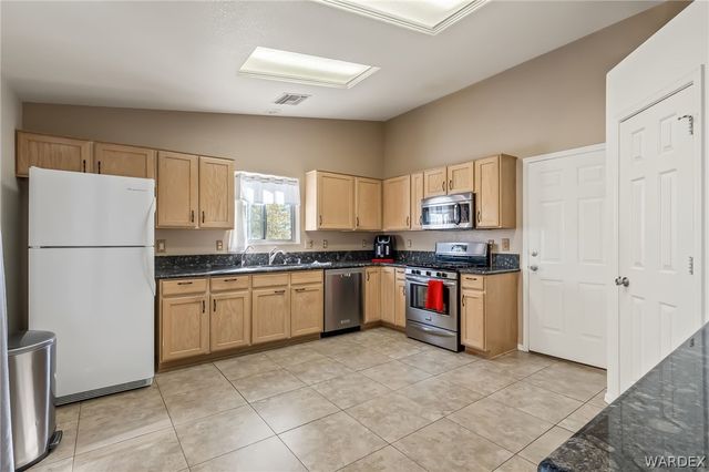5062 S Silver Bullet Drive, Fort Mohave, AZ 86426