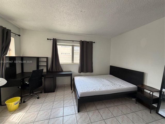 1430 NE 170th St 225, North Miami Beach, FL 33162