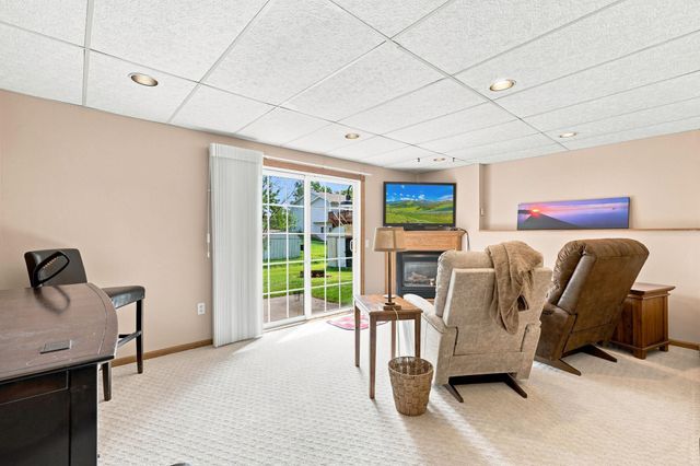 7156 Brian Drive, Centerville, MN 55038