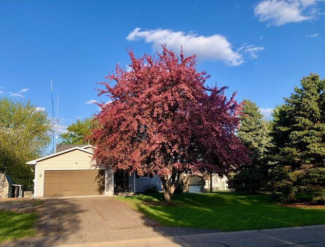 7156 Brian Drive, Centerville, MN 55038
