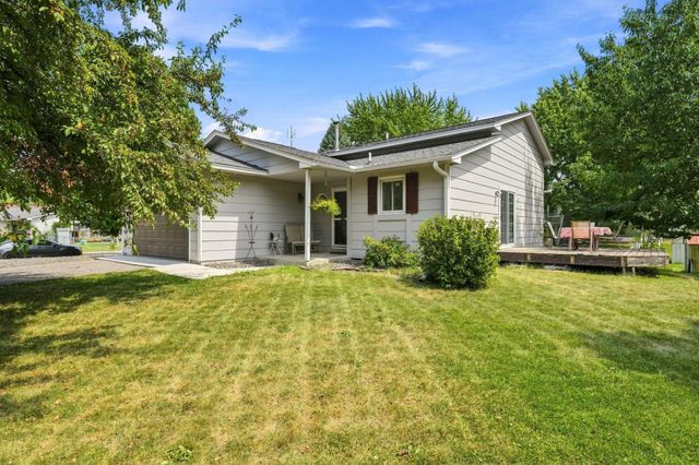 7156 Brian Drive, Centerville, MN 55038