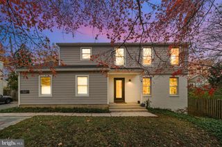 310 N OAK ST, Falls Church, VA 22046