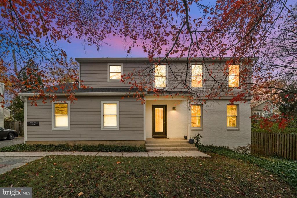 310 N OAK ST, Falls Church, VA 22046