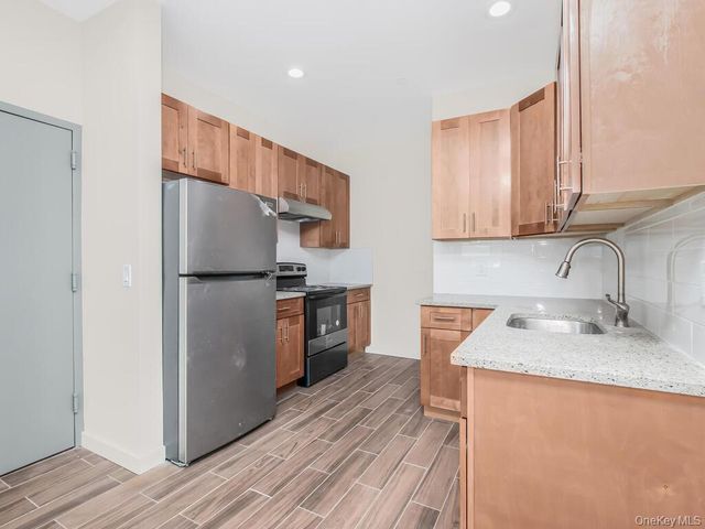 409 Warburton Avenue 1A, Yonkers, NY 10701