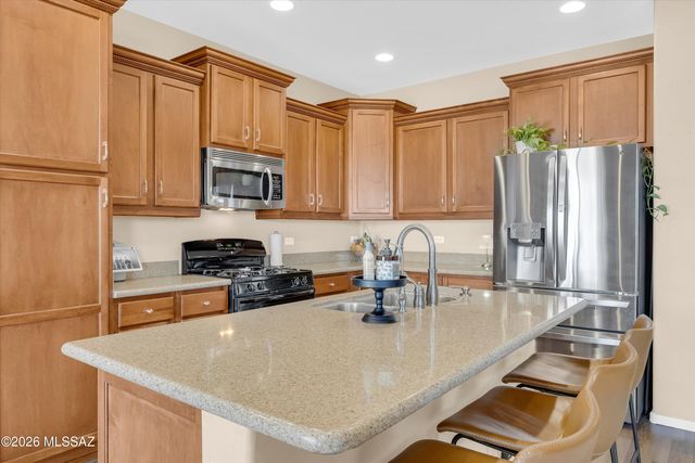 10371 S High Bluff Drive, Vail, AZ 85641