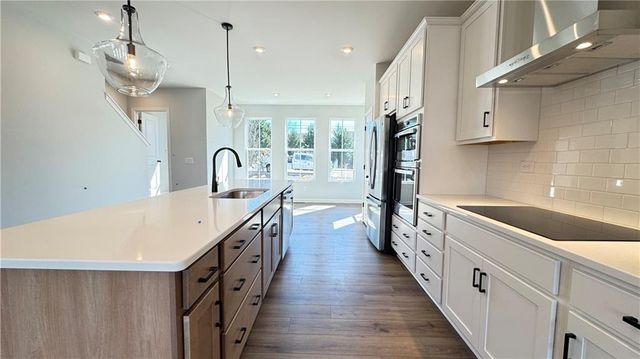 1043 Bullpen Bluffs, Lawrenceville, GA 30043