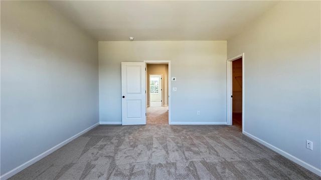 1043 Bullpen Bluffs, Lawrenceville, GA 30043