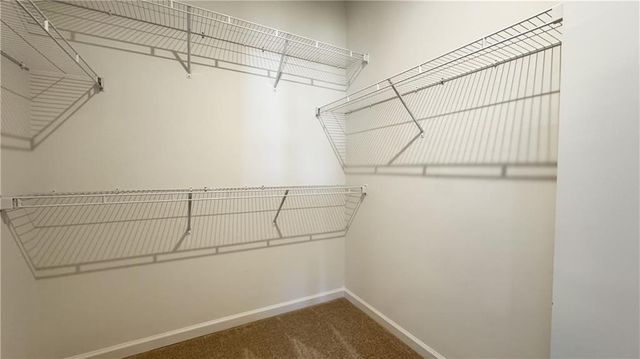 1043 Bullpen Bluffs, Lawrenceville, GA 30043