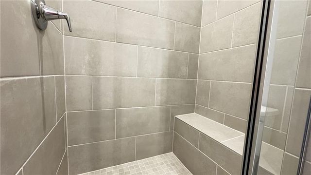 1043 Bullpen Bluffs, Lawrenceville, GA 30043