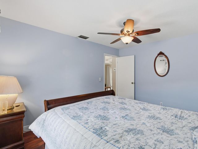 150 Valencia Street, Royal Palm Beach, FL 33411