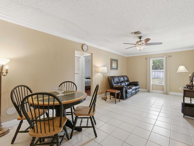 150 Valencia Street, Royal Palm Beach, FL 33411