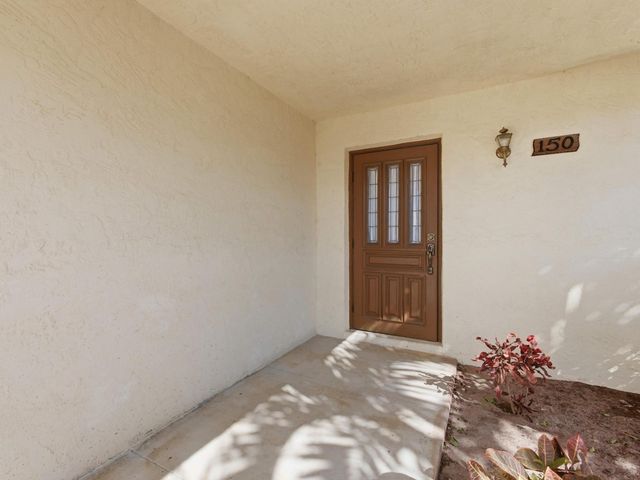 150 Valencia Street, Royal Palm Beach, FL 33411