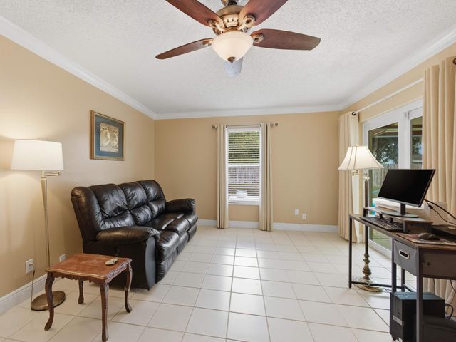 150 Valencia Street, Royal Palm Beach, FL 33411