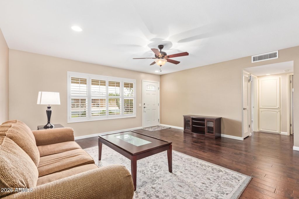 9402 W LONG HILLS Drive, Sun City, AZ 85351 — exterior