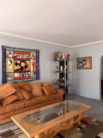 2401 W 78th Street, Inglewood, CA 90305