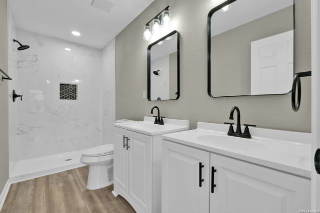 439 W LUBBOCK ST, San Antonio, TX 78204