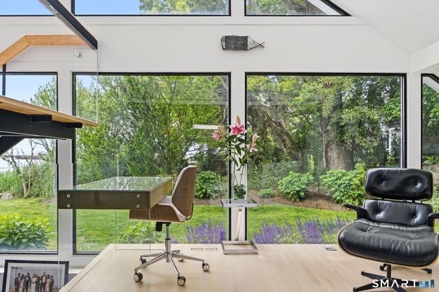 62-64 Wallacks Drive, Stamford, CT 06902