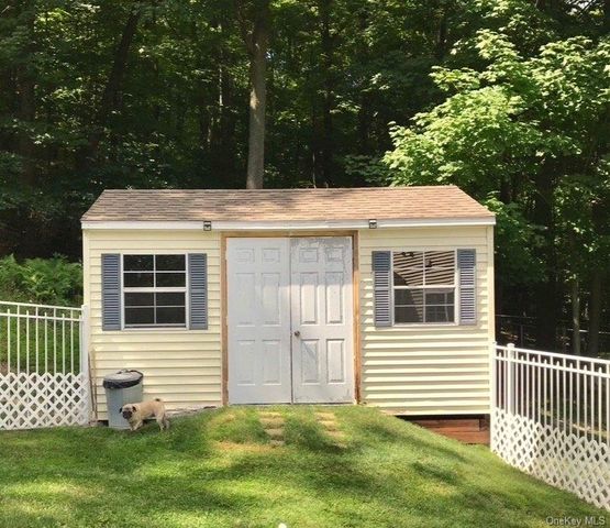 8 Orchard Street, Monroe, NY 10950