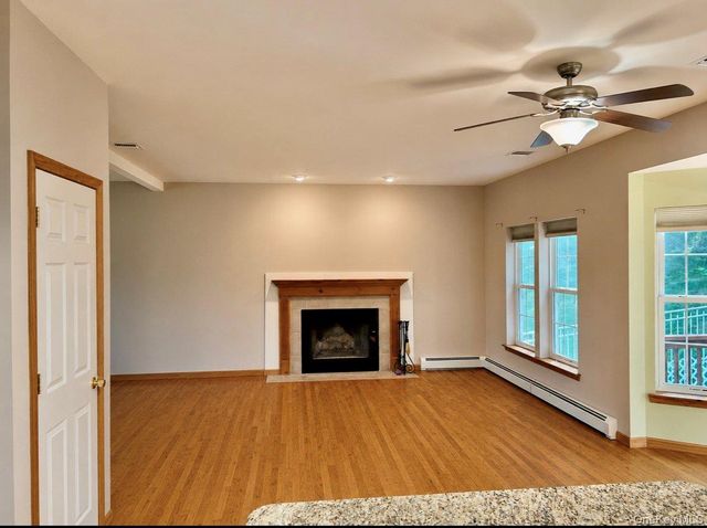 8 Orchard Street, Monroe, NY 10950