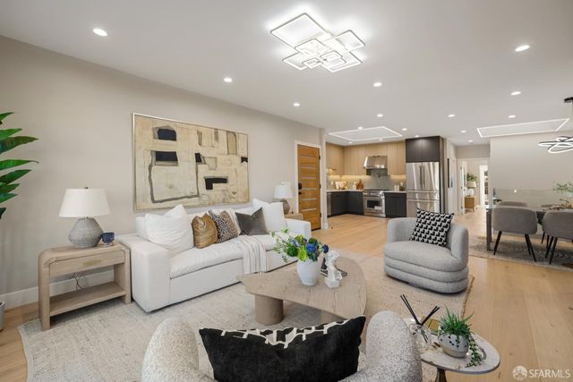 1047 Plymouth Avenue, San Francisco, CA 94112