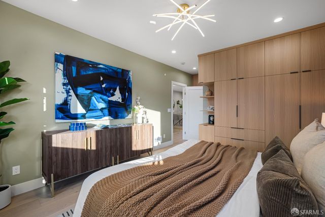 1047 Plymouth Avenue, San Francisco, CA 94112