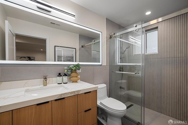 1047 Plymouth Avenue, San Francisco, CA 94112