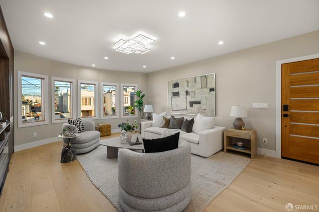 1047 Plymouth Avenue, San Francisco, CA 94112