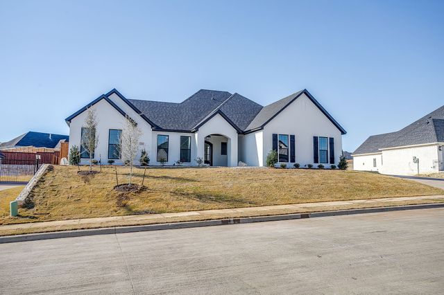 8118 Luanna Hills, Benbrook, TX 76126