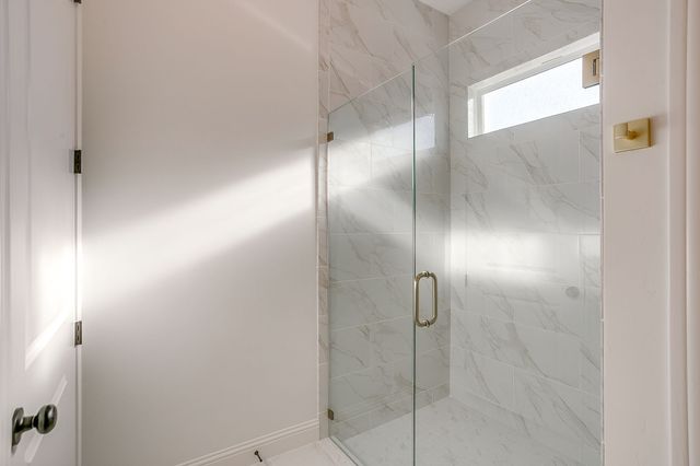 8118 Luanna Hills, Benbrook, TX 76126