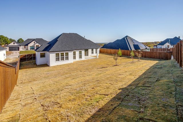 8118 Luanna Hills, Benbrook, TX 76126