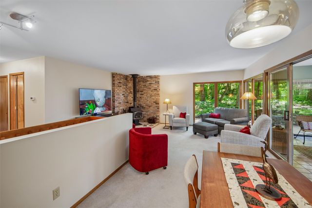 917 55th Street, West Des Moines, IA 50266