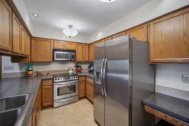 917 55th Street, West Des Moines, IA 50266