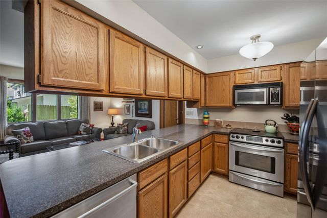 917 55th Street, West Des Moines, IA 50266