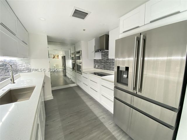 500 NE 29th St 608, Miami, FL 33137