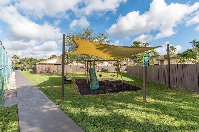 9189 SW 129th Ln, Miami, FL 33176