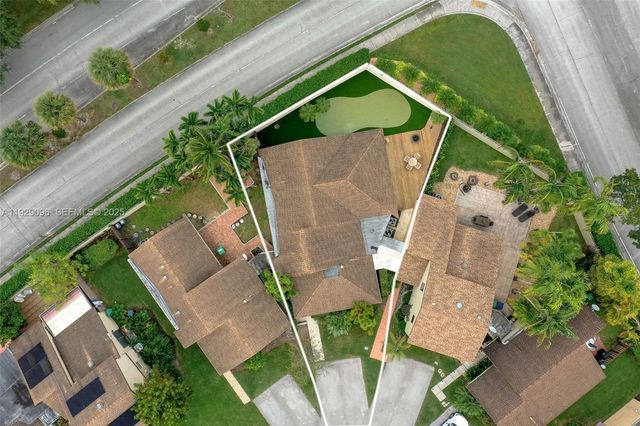 9189 SW 129th Ln, Miami, FL 33176