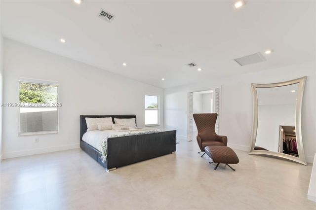 9189 SW 129th Ln, Miami, FL 33176