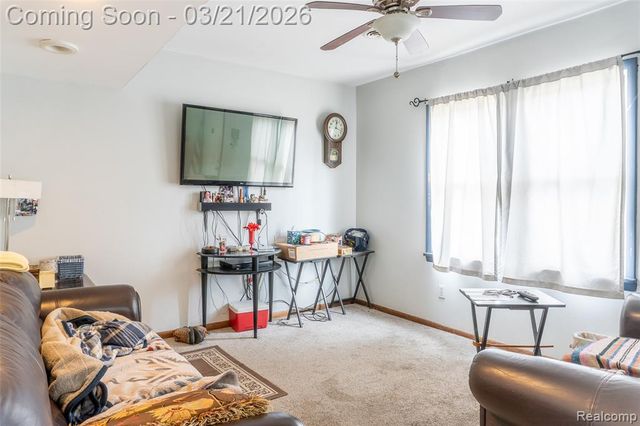 5763 N Silvery Lane, Dearborn Heights, MI 48127