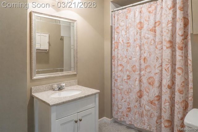 5763 N Silvery Lane, Dearborn Heights, MI 48127