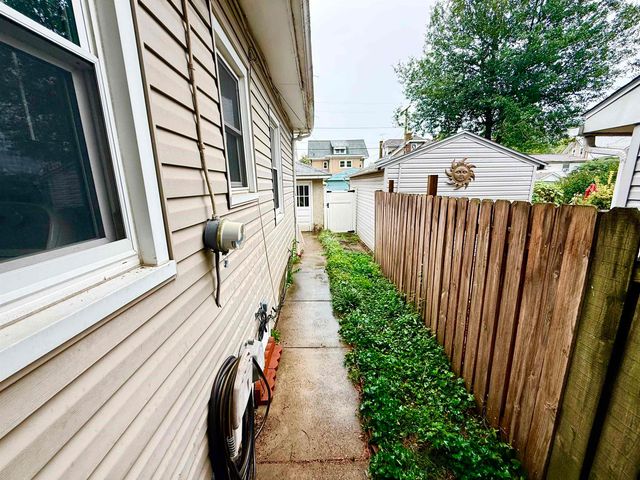 1428 Edwards Street, Huntington, WV 25701