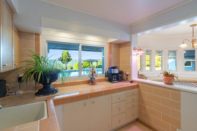 710 Sierra Dr, Placerville, CA 95667