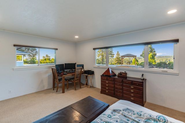 710 Sierra Dr, Placerville, CA 95667
